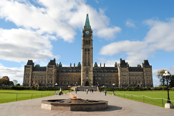 Canadian immigration officials share operational updates